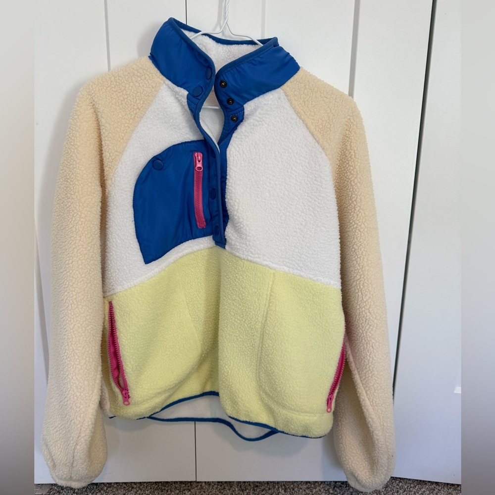 Half button pullover size small fleece/ Sherpa - image 1
